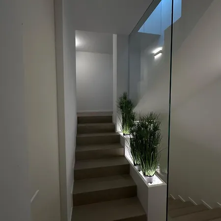 Miramare Luxury 스코글리티